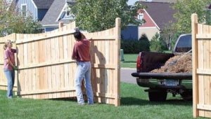 Build A Privacy Fence The Family Handyman Removable Fence Panel